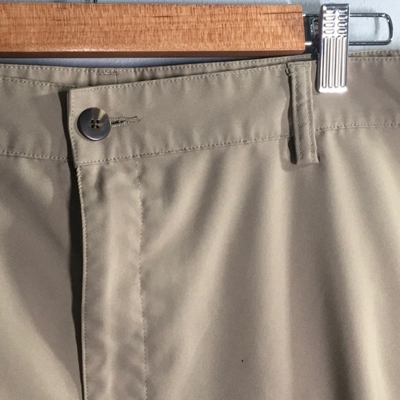 Adidas shorts men’s size 40 tan 100% polyester flat front thin fabric - Picture 2 of 14